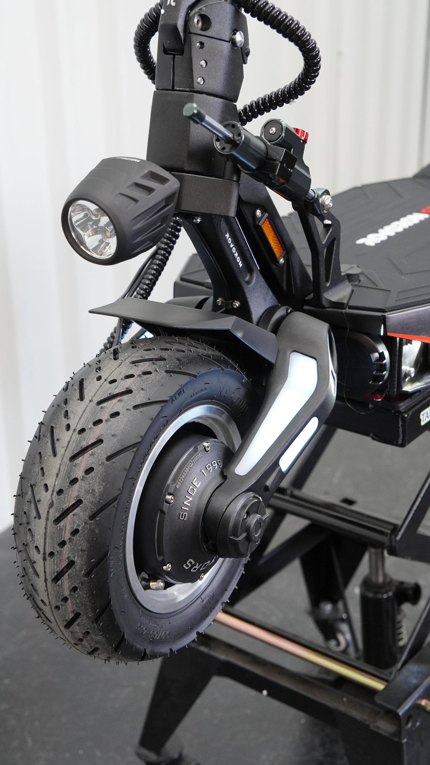Patinete Eléctrico Rovoron S7 84V 37Ah Homologado DGT